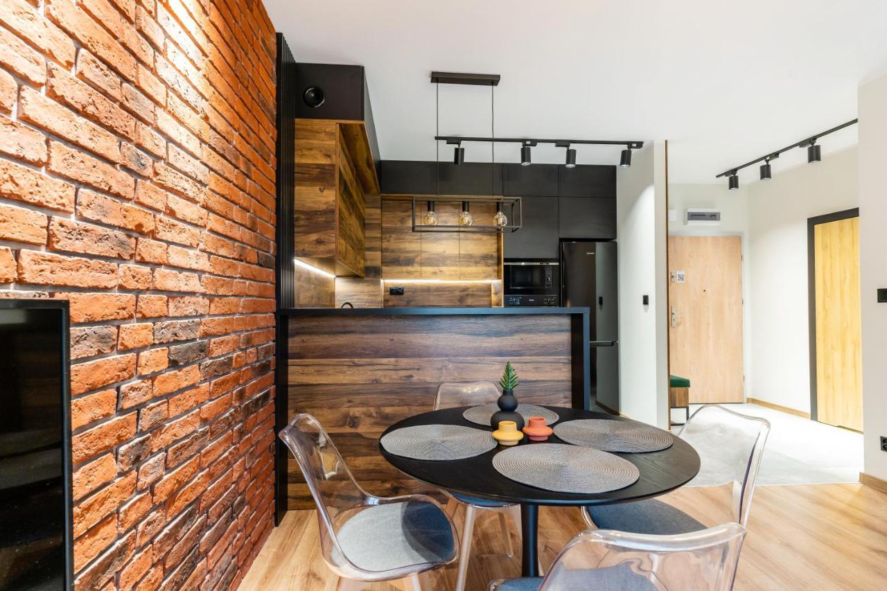 Loft Apart - Loft Nad Rzeka, Centrum, Parking, Winda, Netflix Илава Екстериор снимка